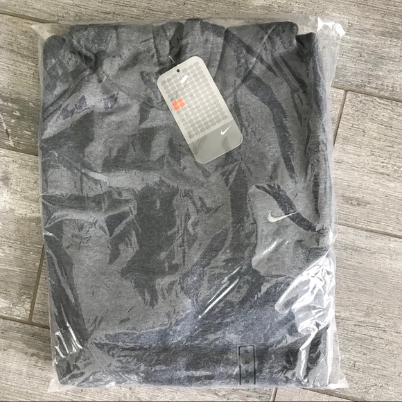 🔥🔥NIKE - PULLOVER FLEECE HOODIE🔥🔥 - Picture 7 of 7